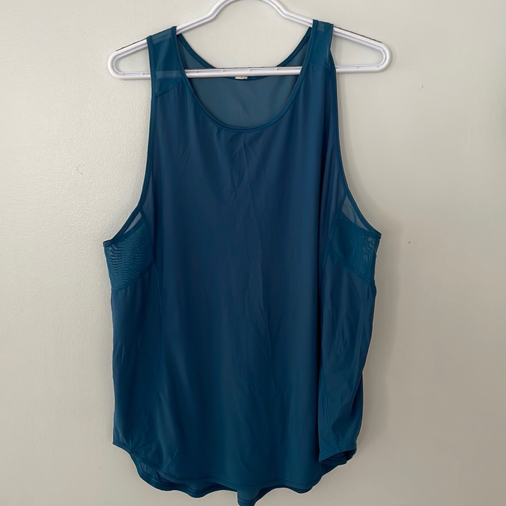 Lululemon sculpt tank 12